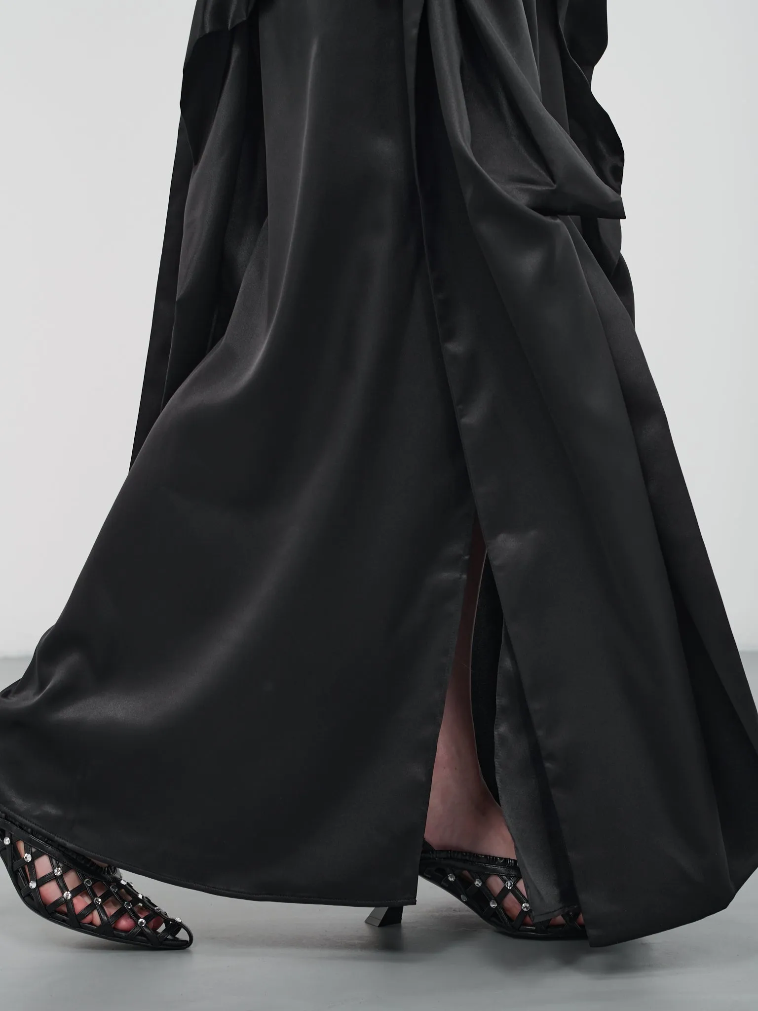 Satin Bow Skirt (SKIR000527-BLACK)